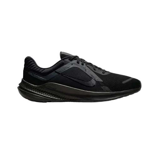 NIKE QUEST 5