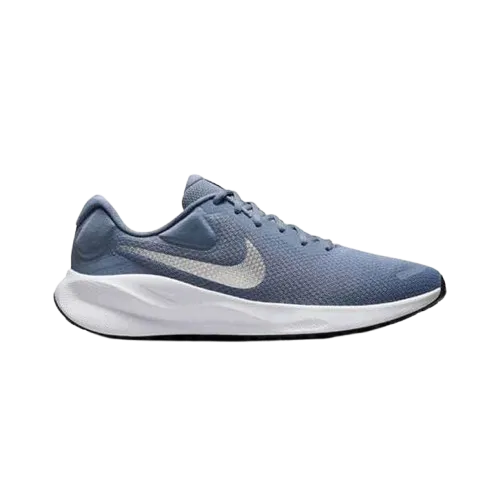 NIKE REVOLUTION