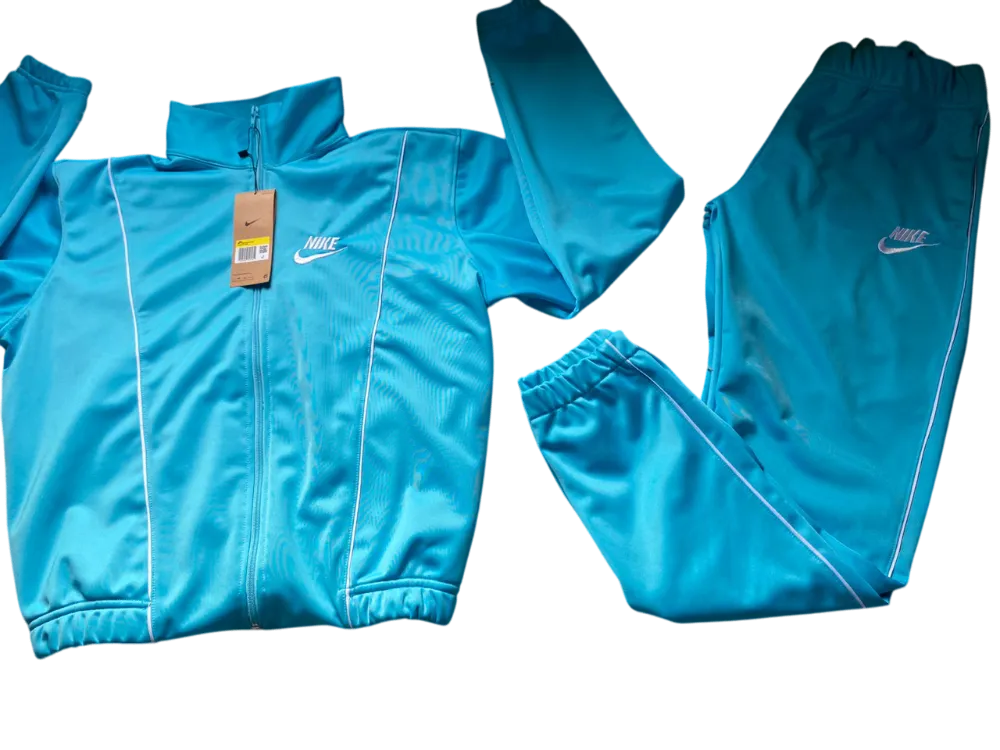 CONJUNTO NIKE